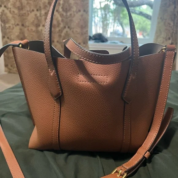 Tory Burch Triple Compartment Leather Tote Bag - Picture 4 of 10